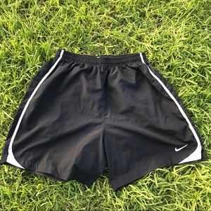 Men’s Nike Workout Shorts in XL